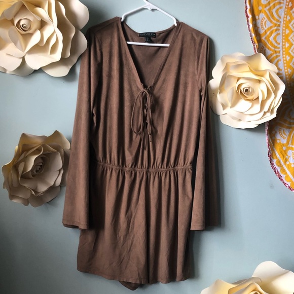 😊Plus Faux Suede Romper! Boho Vibe! - Picture 3 of 5